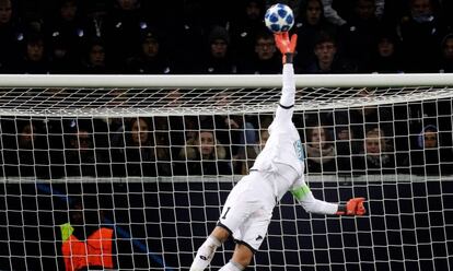 A un portero sólo se le ve cuando un jugador de campo ha lanzado.