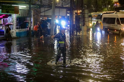 El Gobierno de Ciudad de México, encabezado por la Secretaría de Gestión Integral del Agua, activó el Operativo Tlaloque 2025, para hacer frente a los daños provocados por las precipitaciones.