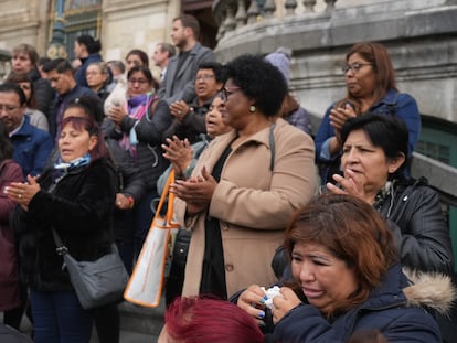 Concentración, este jueves, ante el Ayuntamiento de Bilbao por la muerte de una mujer víctima de violencia machista el día anterior.