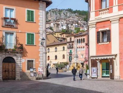 La villa de Tagliacozzo (Italia), junto al Camino dei Briganti y donde el grupo de Borges fue fusilado en diciembre de 1861. 