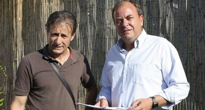 Escobar y Monago (a la derecha), antes de que este último fuera presidente, en junio de 2011. 