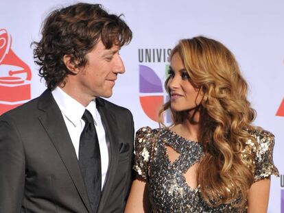 Paulina Rubio y Nicolas Vallejo-Nágera durante un evento en Las Vegas en noviembre de 2011. 