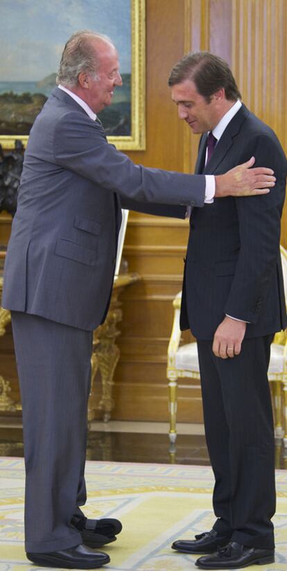 El Rey, con el primer ministro portugués, Passos Coelho, el jueves.