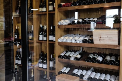 Vista de la bodega del restaurante.