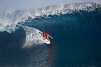 El australiano Julian Wilson en un momento de la competición en Fiji.