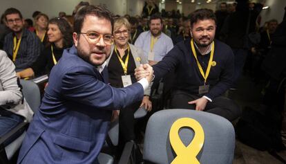 ERC politicians Pere Aragonès (l) and Gabriel Rufián.