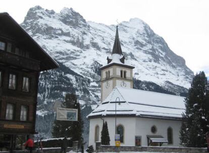 Cara norte del Eiger desde el pueblo de Grindelwald