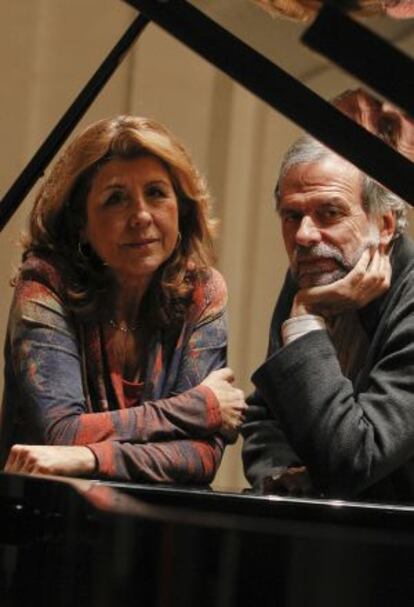 Los pianistas Josep Colom y Carmen Deleito. 