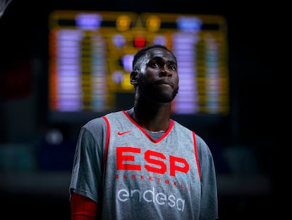 Usman Garuba, en un entrenamiento de la selección española. feb