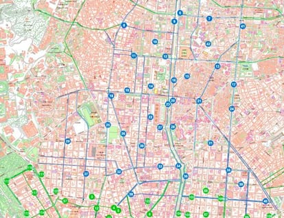 En azul, las nuevas estaciones de BiciMad.