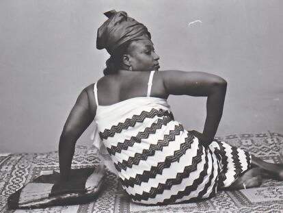 'Vues de dos', de Malick Sidibé, imagen de 1999.