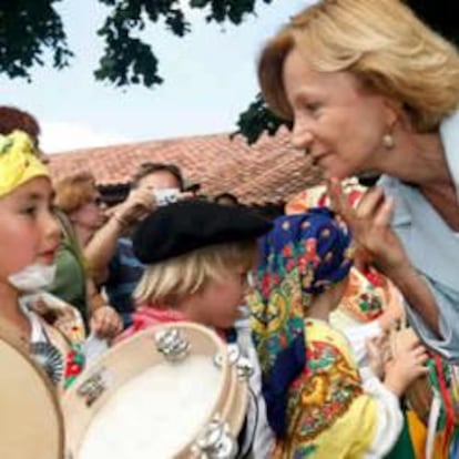 La vicepresidenta y ministra de Economía y Hacienda, Elena Salgado, durante los actos del Día de las Instituciones de Cantabria, que se han celebrado hoy