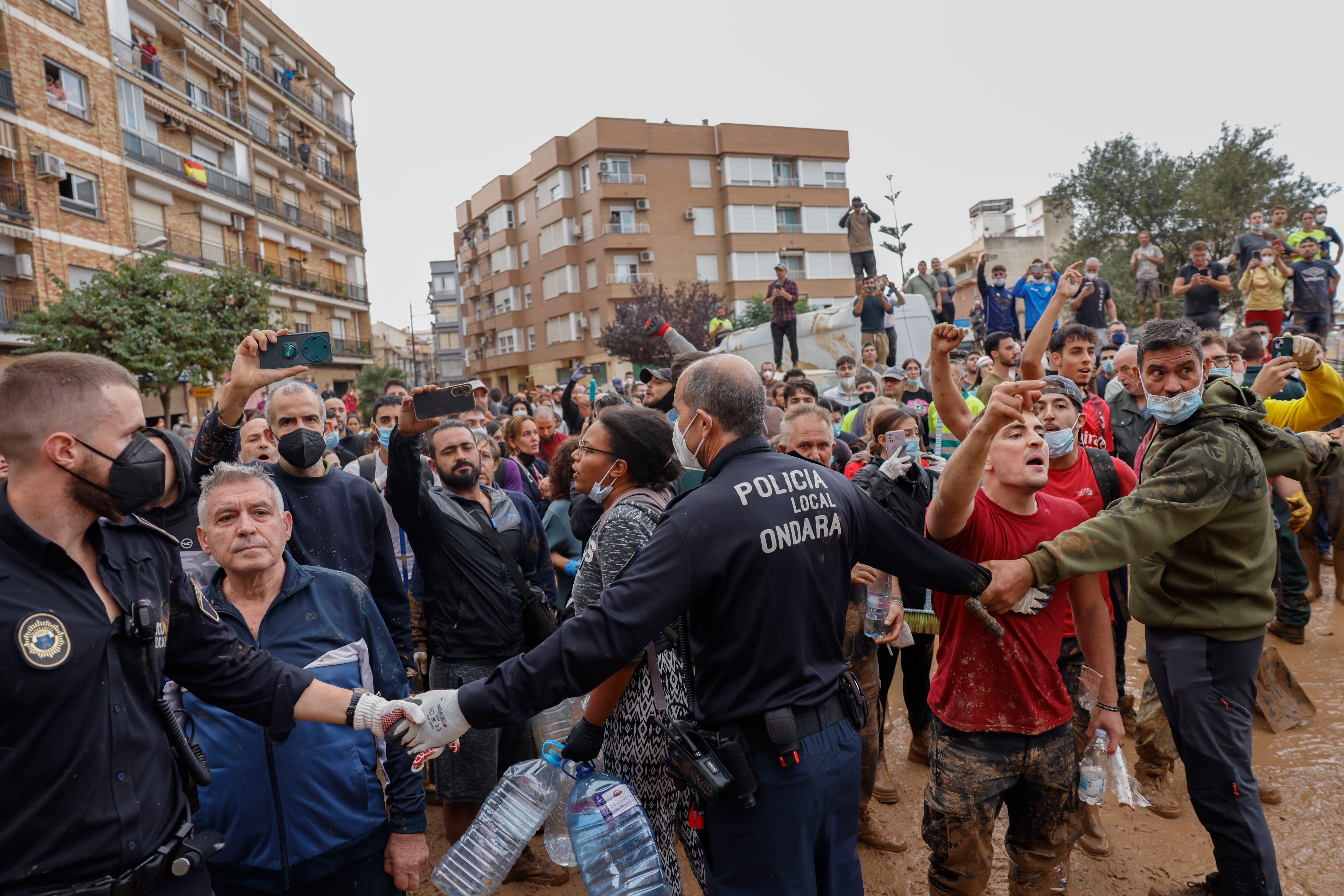 Una riada de desconfianza 