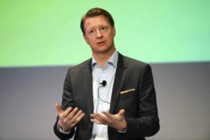 El director ejecutivo del fabricante de equipos de telecomunicaciones sueco Ericsson, Hans Vestberg, presenta en rueda de prensa los resultados de la compañía en el primer trimestre de 2013, en Estocolmo, Suecia. EFE/Archivo