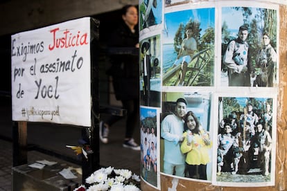 Detalle del memorial que familiares y amigos han dedicado a Quispe en el lugar donde muri.