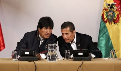 Evo Morales y Ollanta Humala, en Puno (Per&uacute;).
