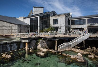 El exterior del Monterey Bay Aquarium.