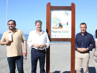 Proclamación de la playa de Motril (Granada) como libre sin humo el pasado 5 de julio.