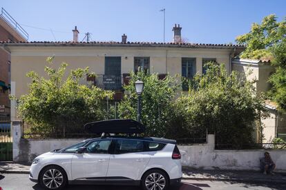 Fachada de la casa de Vicente Aleixandre, en Madrid.