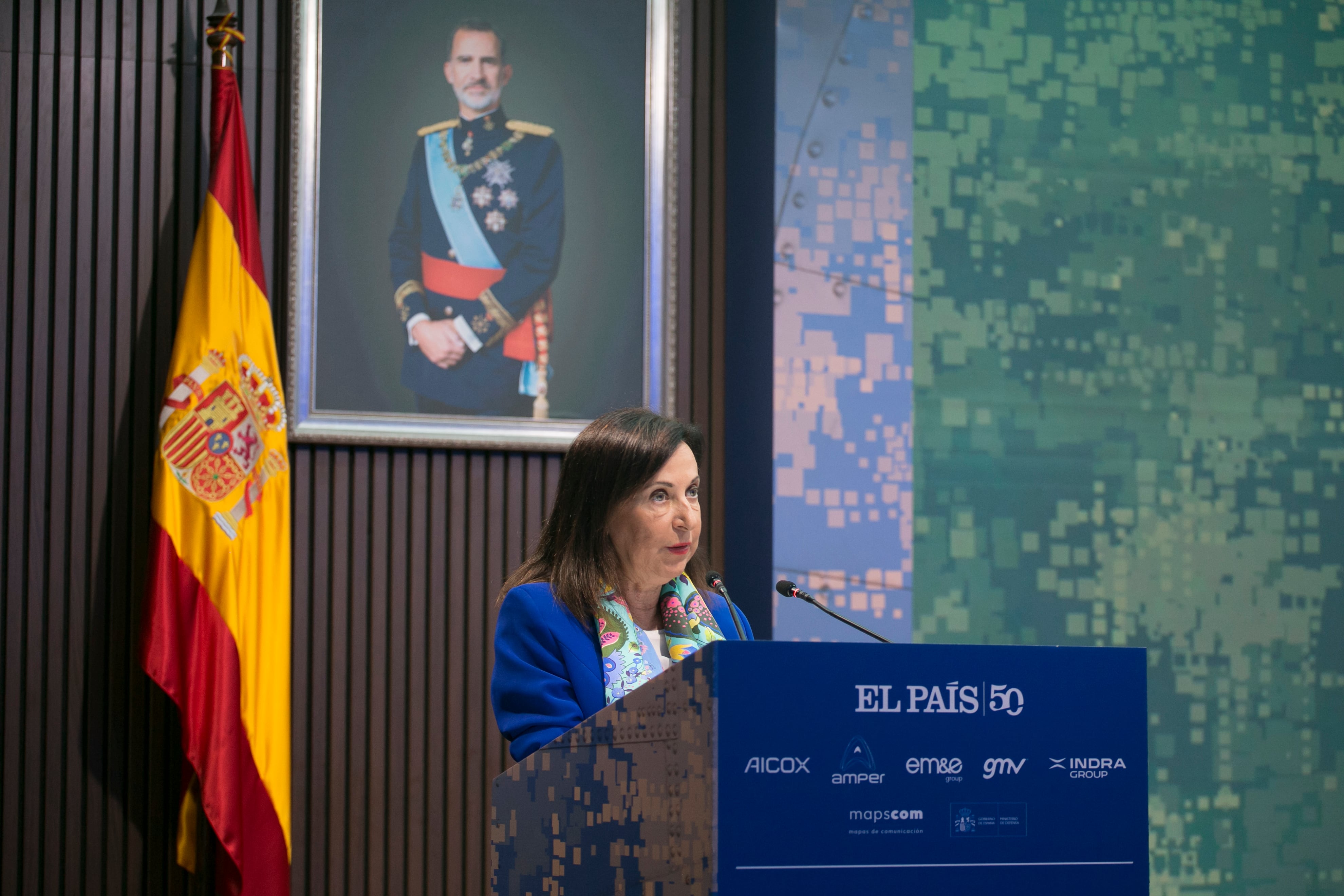 Robles afirma que el Ejército defenderá siempre “la convivencia, la tolerancia y el respeto” en Ceuta y Melilla