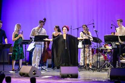 Natalia Lafourcade durante su presentación en el Festival PAAX GNP, en Xcaret, el 1 de julio.