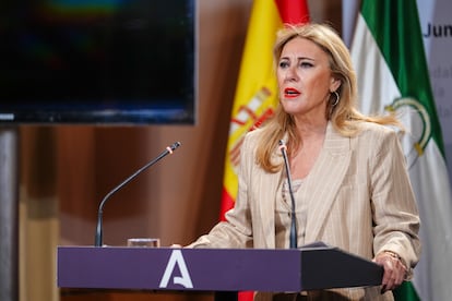La consejera andaluza de Economía, Hacienda y Fondos Europeos, Carolina España, este miércoles en la sede de la Junta.