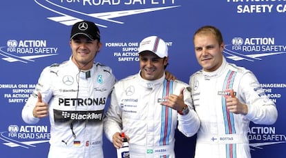 Da esquerda para a direita, Rosberg, Massa e Bottas no pódio da 'pole'.