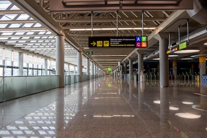 Imagen del aeropuerto de Palma de Mallorca, la pasada semana. EFE/ CATI CLADERA
