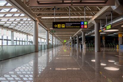 Vista del aeropuerto de Palma de Mallorca, este Jueves Santo.