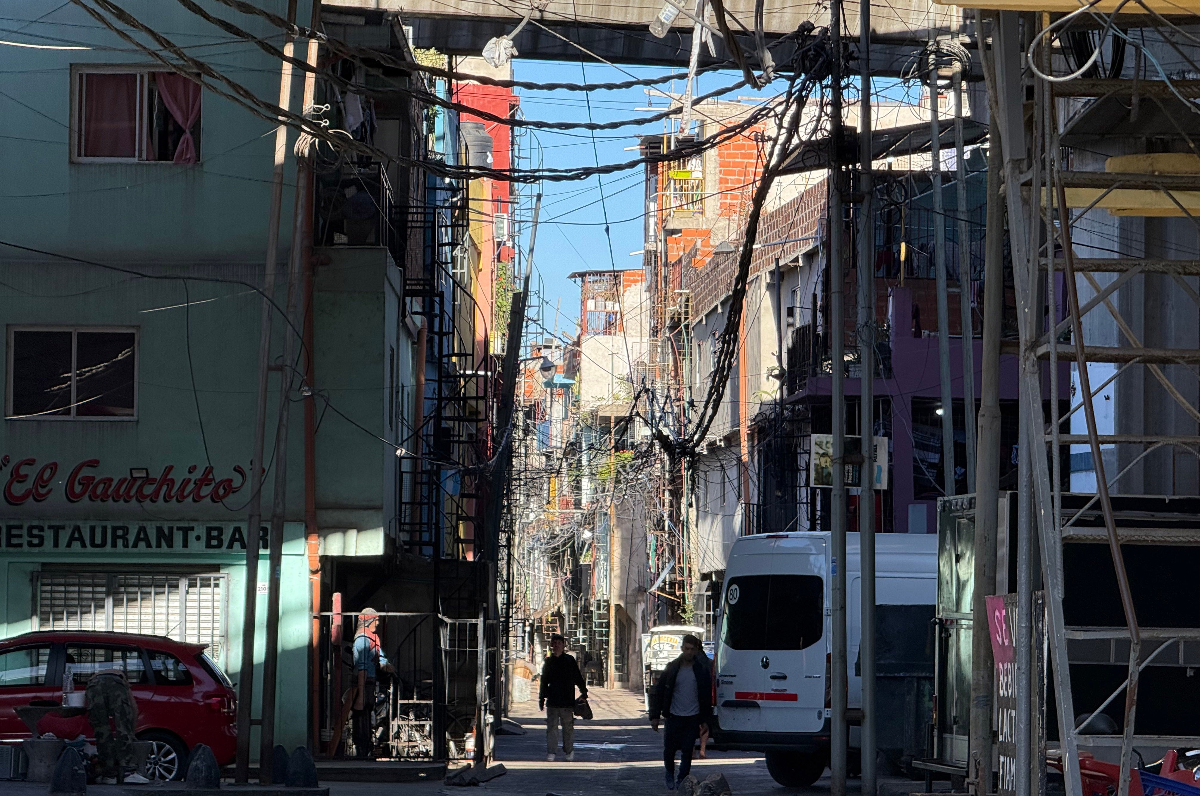 Calles principales del barrio Padre Carlos Mugica en Buenos Airea