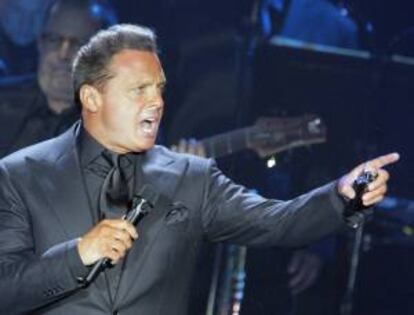 El cantante mexicano Luis Miguel, durante uno de sus conciertos. EFE/archivo