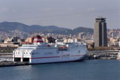 Imagen de un barco de Trasmediterr&aacute;nea. 