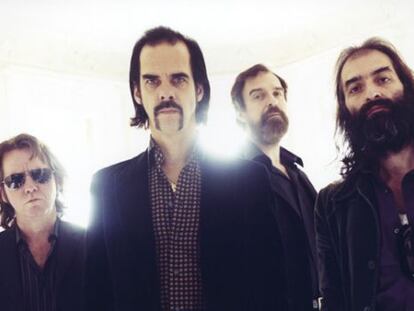 Escucha 'Grinderman 2 RMX'