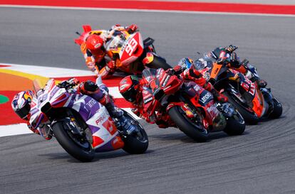 Jorge Martín, Pecco Bagnaia, Jack Miller y Marc Marquez durante la carrera al sprint del Gran Premio de Portugal, este sábado.