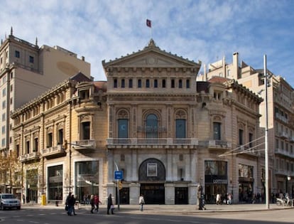 El edificio del cine Comedia.