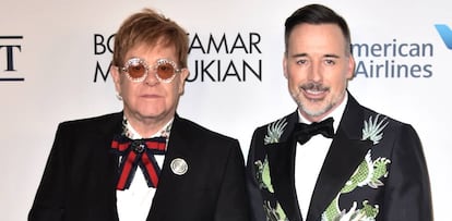 Elton John y su marido  David Furnish.