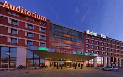 Fachada del hotel Auditorium, en la madrileña carretera de Barcelona.