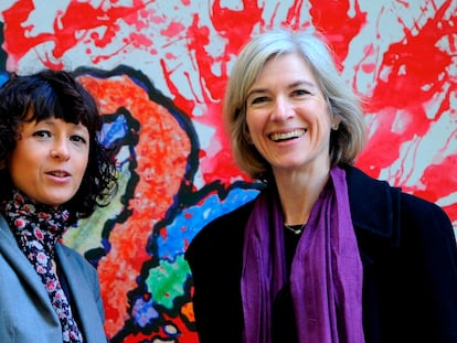 Emmanuelle Charpentier, izquierda, y Jennifer Doudna, derecha, creadoras del sistema de edición genética CRISPR.