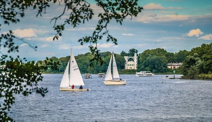 Veleros en el lago Wannsee.