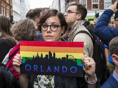 Homenaje a las v&iacute;ctimas de la masacre de Orlando, este lunes en Londres.