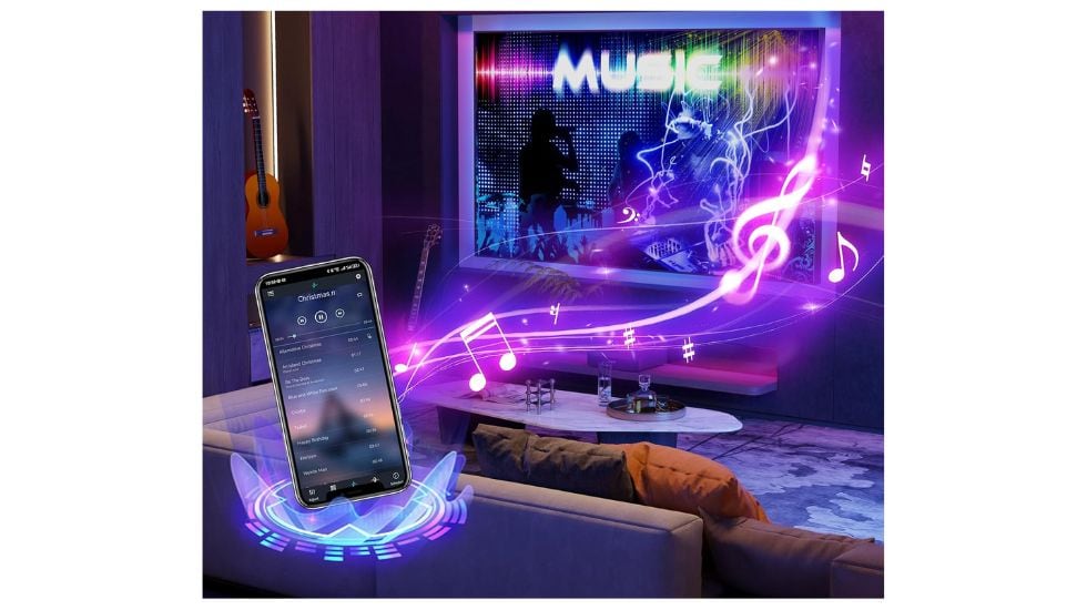 La tira led puede cambiar de color según el ritmo de la música.