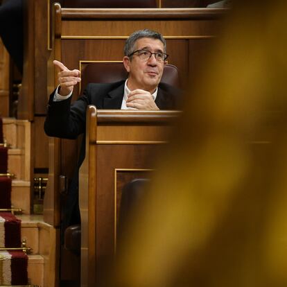 El portavoz del PSOE en el Congreso, Patxi López, este martes en el Congreso de los Diputados.
