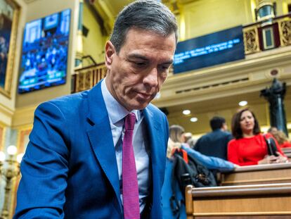 Sánchez , antes de comenzar la sesión de control al Gobierno en el Congreso el pasado miércoles.