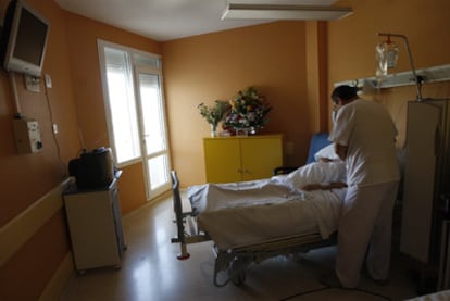 Habitación en la planta de cuidados paliativos del hospital Virgen Macarena de Sevilla.