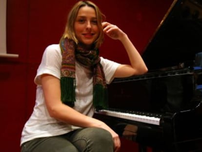 La pianista Judith Jáuregui, esta mañana, antes de la presentación de su disco 'Para Alicia, la inspiración española' en Bilbao.
