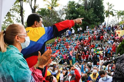 El presidente de Venezuela, Nicolás Maduro, participa en un acto con motivo del Día de la Juventud en el palacio presidencial de Miraflores, Caracas (Venezuela), el pasado 12 de febrero.