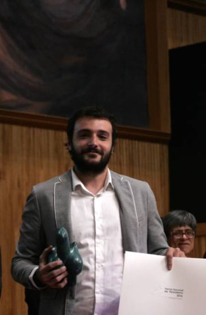 Pablo Ferri recoge el premio Nacional de Periodismo 2016 de México.