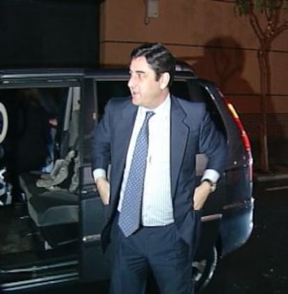 Imagen que muestra la supuesta llegada a un mitin del consejero de Sanidad de Castilla-La Mancha, José Ignacio Echaniz.