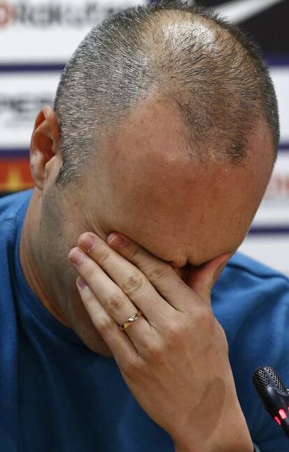 Andrés Iniesta, durante la rueda de prensa que anuncia su marcha del FC Barcelona.