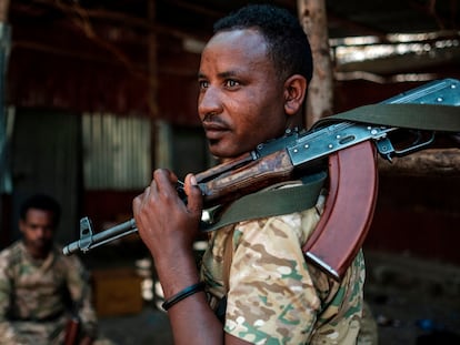 Un miembro de las Fuerzas Especiales de Amhara en Dasha, Etiopía, el 25 de noviembre.